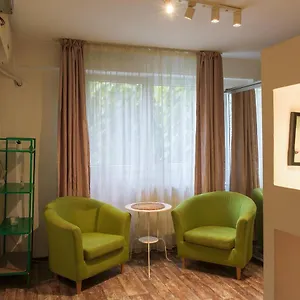 verificați disponibilitatea