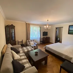 https://kvartira-batumi-6010-6.batumihotels.net