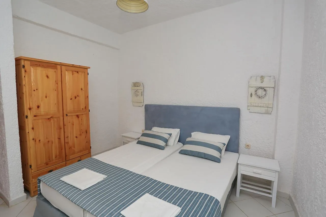 Maison La Mer Agia Paraskevi  Greece